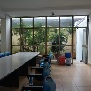low cost fully furnished office space