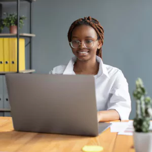 cheapest hot desk in Chennai